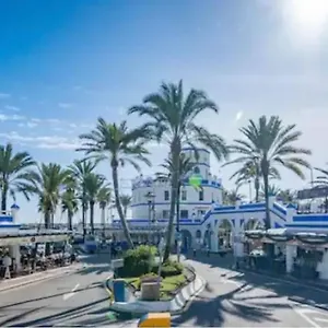 https://lovely-1-bedroom-apartment-with-sea-views-and-pool.es-andalucia.com